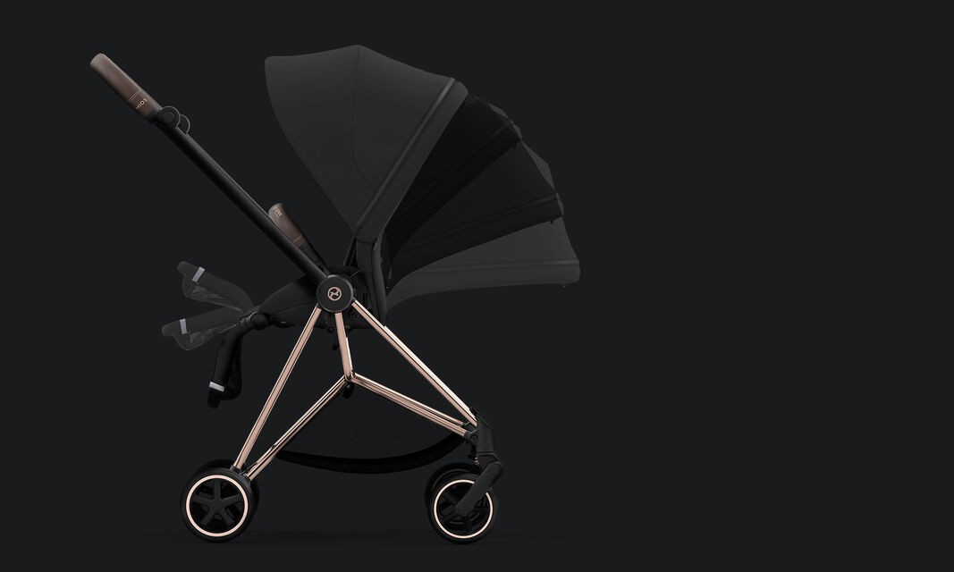 CYBEX Platinum Mios barnvagn med justerbart fotstöd