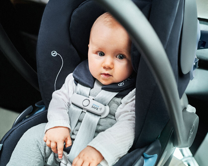 Baby Products Online - Safety belt adjustment for a car seat for