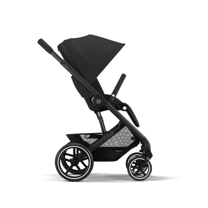 CYBEX Balios S Lux - Moon Black in Moon Black (Black Frame) large image number 5